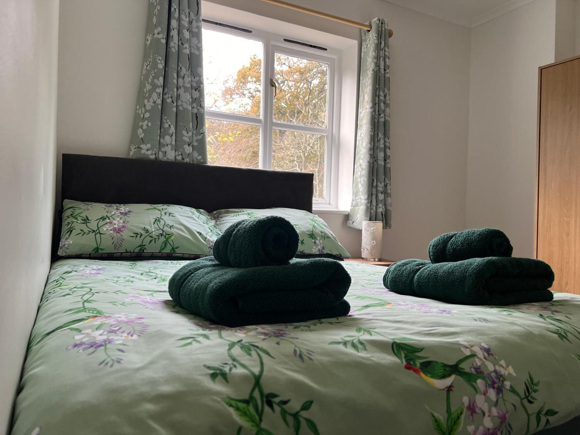 Forestry Cottage. Hot Tub, Open Fire, Dog Friendly Gaywood Exterior foto